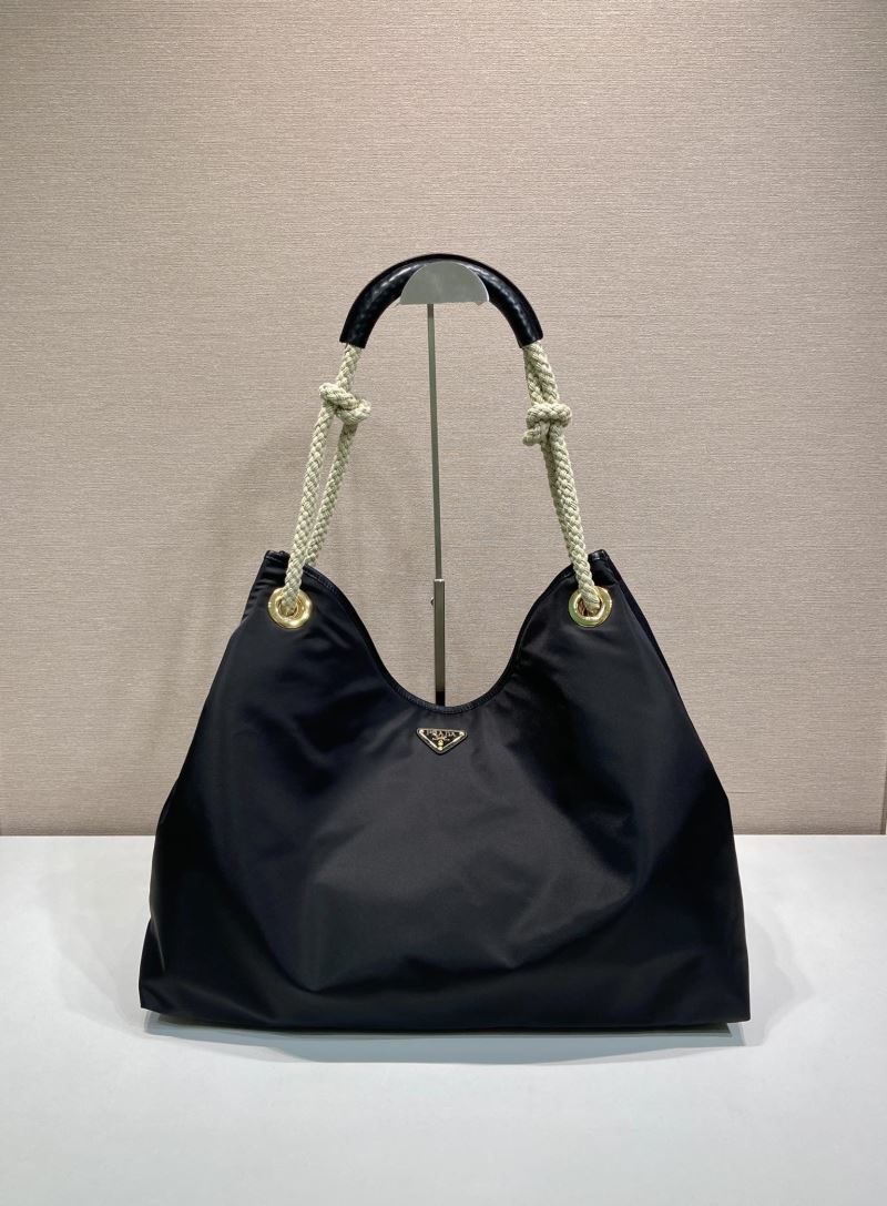 Pra*a tote bags